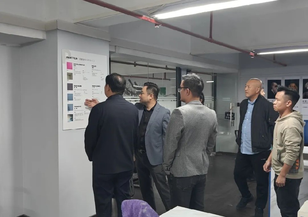 中国涂料工业协会刘普军会长一行到访卡百利艺术涂料“飞龙在”基地及总部