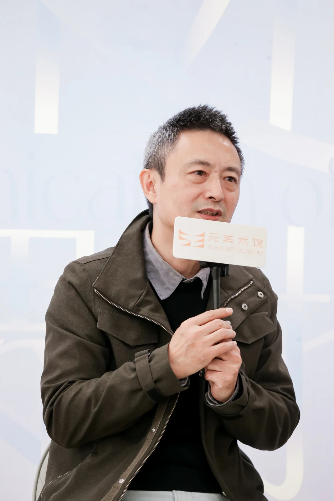 卡百利与元美术馆共探色彩奥秘
